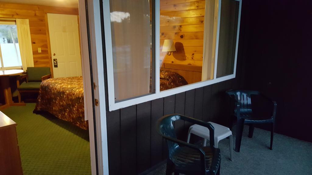 Clark'S Beach Motel Old Forge Zewnętrze zdjęcie