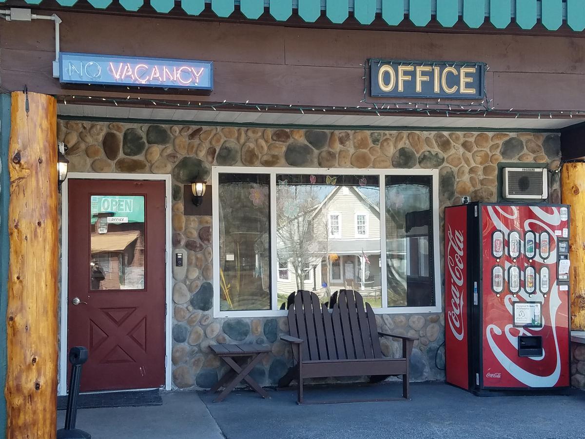 Clark'S Beach Motel Old Forge Zewnętrze zdjęcie